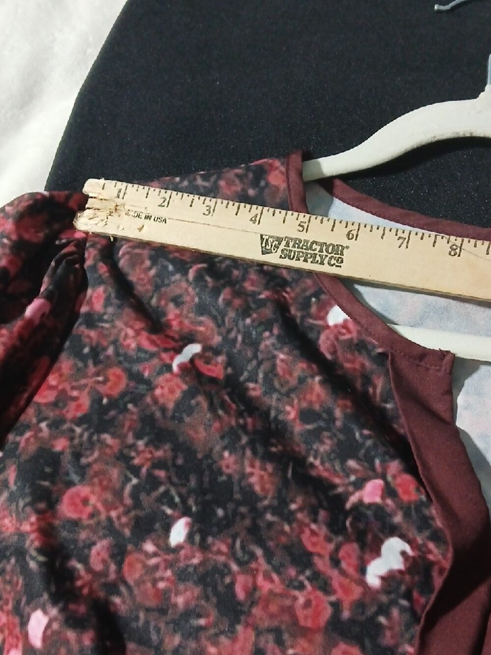 SHEIN Curve Burgundy Floral V-Neck Cardigan - Picture 7 of 8